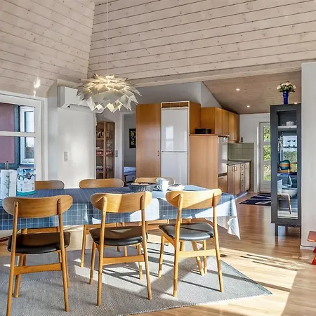 Dietmar - 2-8km From The Sea By Interhome *